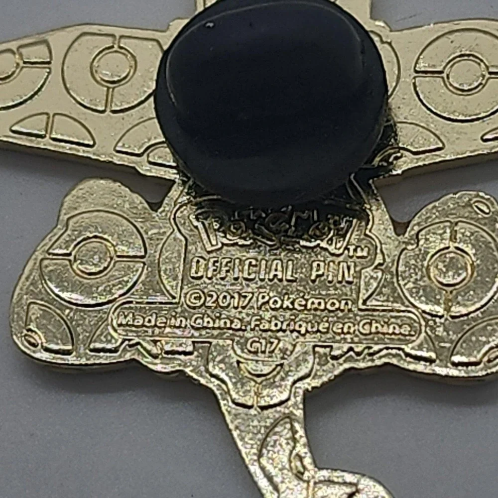Official 2017 Pokemon Tapu Bulu Lapel Hat Pin Enamel Gold Tone‎ Legendary Fairy